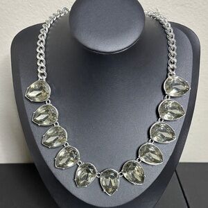 Vintage Vera Wang Silver Tome Statement Tear Drop Chain Necklace